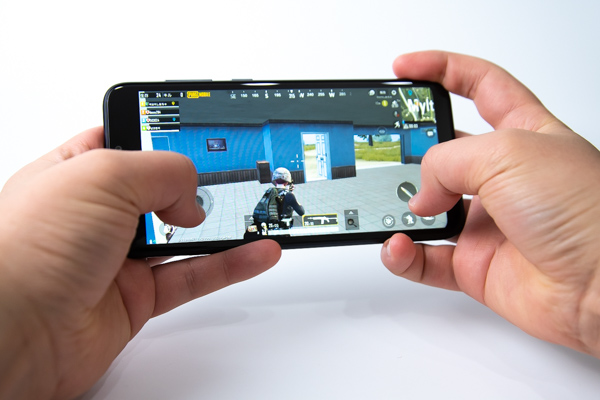 3Dを使うゲームではパワー不足を感じる場面も